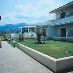 Beis فندق أخارافي